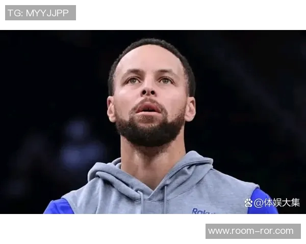 库里轻松发挥全场12投6中贡献14分5助攻巧妙吸引防守展现团队配合魅力 库里轻松发挥全场12投6中贡献14分5助攻巧妙吸引防守展现团队配合魅力